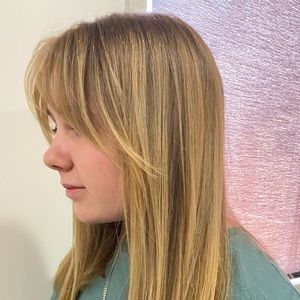 Meet your Posher, Holly